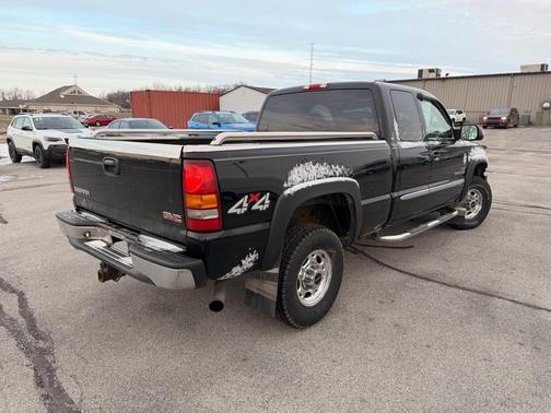 2003 GMC Sierra 2500 SLT