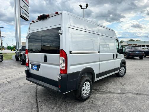 2025 RAM ProMaster 1500 Base