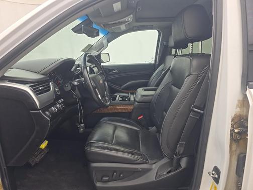 Summit White 2020 Chevrolet Suburban Premier