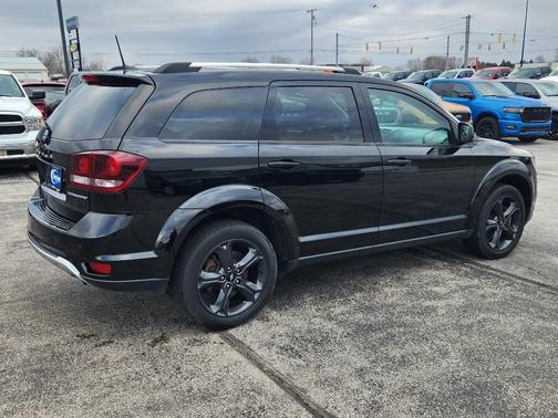 2020 Dodge Journey Crossroad