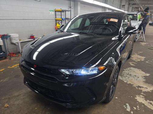 8 BALL 2023 Dodge Hornet GT