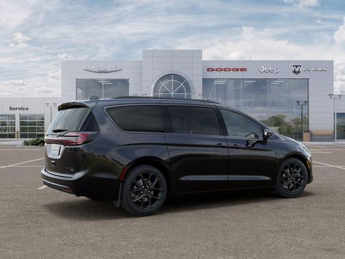 Diamond Black 2027 Chrysler Pacifica LIMITED