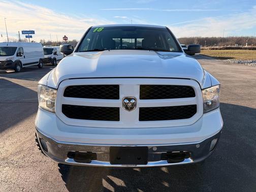 2018 RAM 1500 SLT