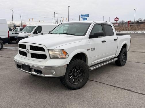 2018 RAM 1500 SLT