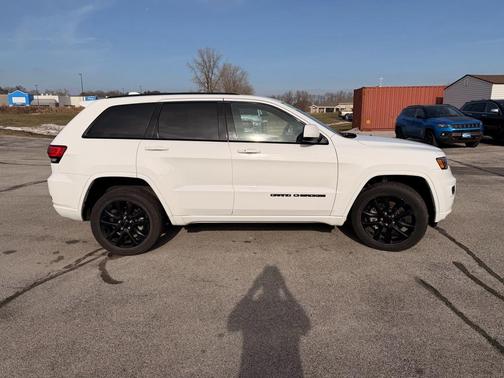 2021 Jeep Grand Cherokee Laredo X