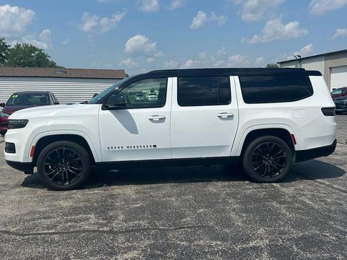 Bright White Clearcoat 2024 Jeep Grand Wagoneer L Series II