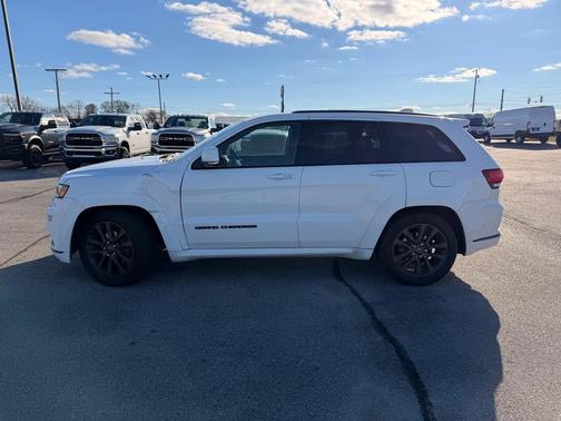 2019 Jeep Grand Cherokee Altitude