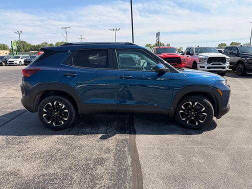 Pacific Blue Metallic 2021 Chevrolet Trailblazer LT