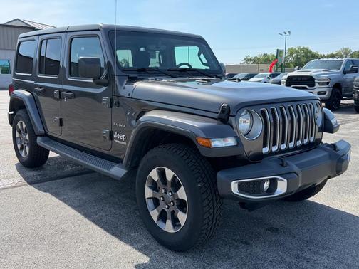 Granite Crystal Clearcoat Metallic 2019 Jeep Wrangler Unlimited Sahara