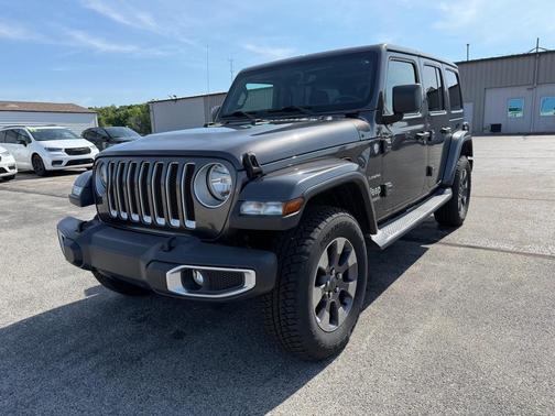 Granite Crystal Clearcoat Metallic 2019 Jeep Wrangler Unlimited Sahara