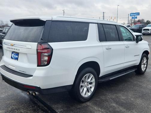 2024 Chevrolet Suburban Premier
