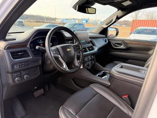 2024 Chevrolet Suburban Premier