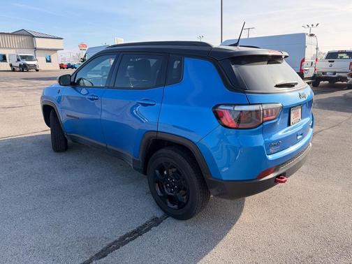2024 Jeep Compass Trailhawk