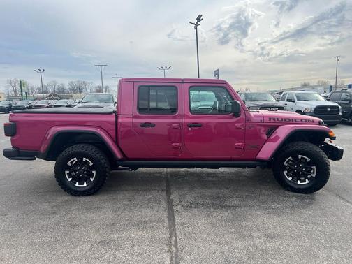 Tuscadero Pearlcoat 2024 Jeep Gladiator Rubicon