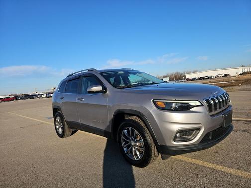 2019 Jeep Cherokee Latitude Plus