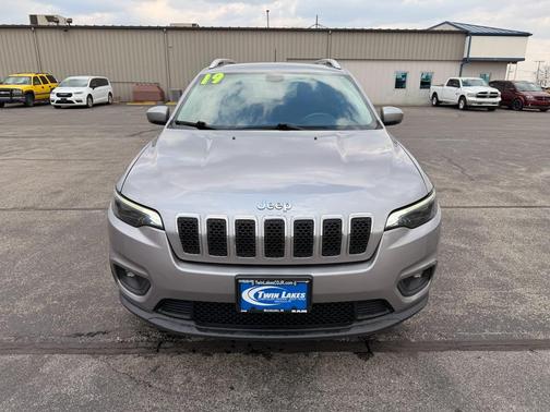 Billet Silver Metallic Clearcoat 2019 Jeep Cherokee Latitude Plus