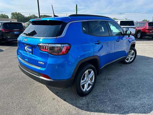 2024 Jeep Compass Latitude
