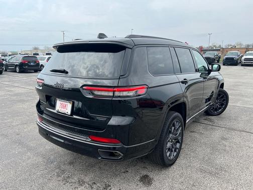 Diamond Black 2024 Jeep Grand Cherokee L Summit