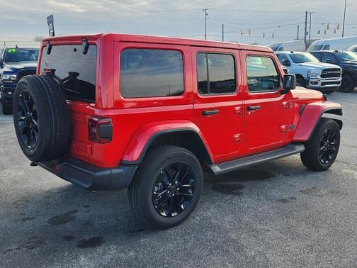 2025 Jeep Wrangler 4xe Sahara