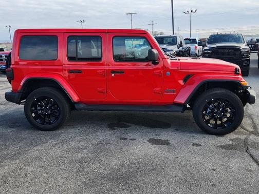 2025 Jeep Wrangler 4xe Sahara