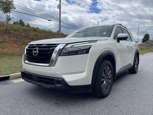 2023 Nissan Pathfinder SV FWD
