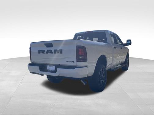 2026 RAM 2500 Tradesman Crew Cab 4x4 6'4' Box