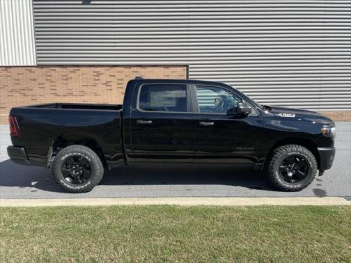 2025 RAM 1500 Warlock Crew Cab 4x4 5'7' Box