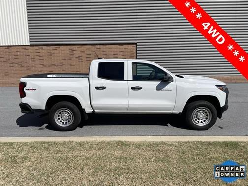 2024 Chevrolet Colorado WT