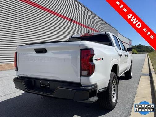 2024 Chevrolet Colorado WT
