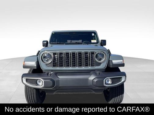 2026 Jeep Gladiator Sahara 4x4