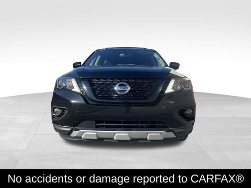 2020 Nissan Pathfinder SV