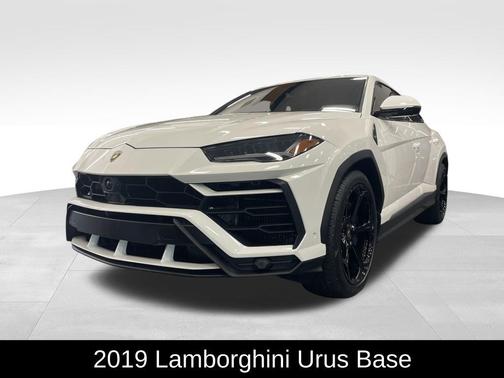 2019 Lamborghini Urus Base