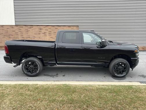 2025 RAM 2500 Big Horn Crew Cab 4x4 6'4' Box
