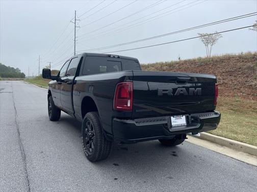 2025 RAM 2500 Big Horn Crew Cab 4x4 6'4' Box