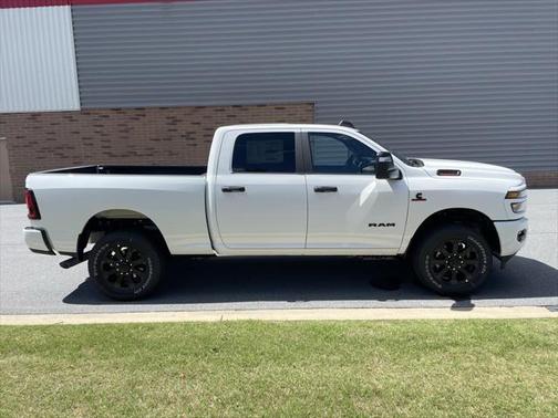 2025 RAM 2500 Big Horn Crew Cab 4x4 6'4' Box