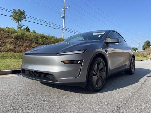 2026 Tesla Model Y Long Range Dual Motor All-Wheel Drive