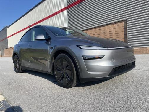 2026 Tesla Model Y Long Range Dual Motor All-Wheel Drive