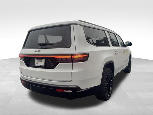 2026 Jeep Grand Wagoneer L Limited Reserve 4x4