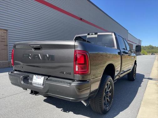 2025 RAM 2500 Laramie Crew Cab 4x4 6'4' Box