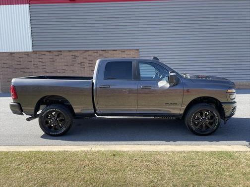 2025 RAM 2500 Laramie Crew Cab 4x4 6'4' Box