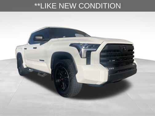 2022 Toyota Tundra SR5