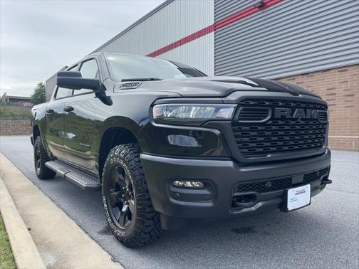 2025 RAM 1500 Warlock Crew Cab 4x4 5'7' Box