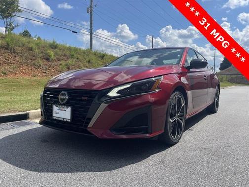 2023 Nissan Altima SR FWD