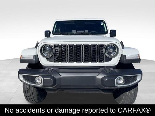 2026 Jeep Gladiator Sahara 4x4