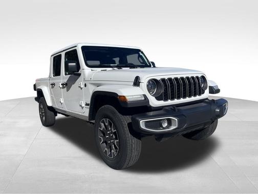 2026 Jeep Gladiator Sahara 4x4