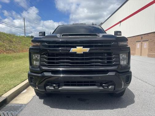2025 Chevrolet Silverado 2500 Custom