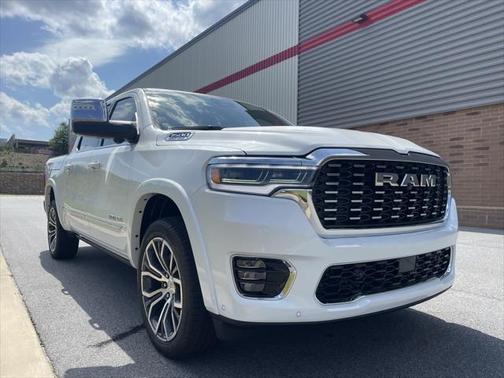 2025 RAM 1500 ST