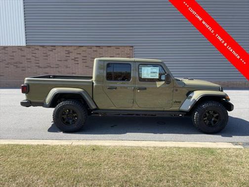 2025 Jeep Gladiator Nighthawk
