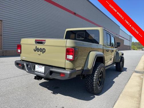 2025 Jeep Gladiator Nighthawk