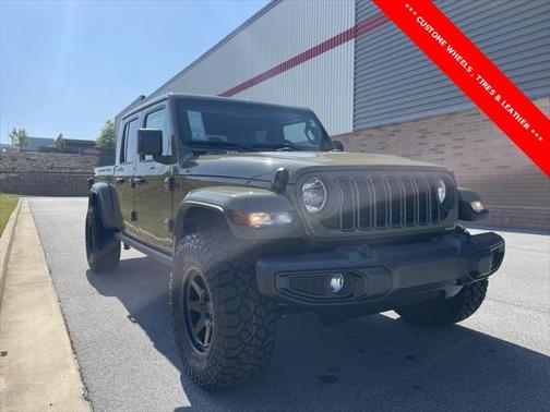 2025 Jeep Gladiator Nighthawk